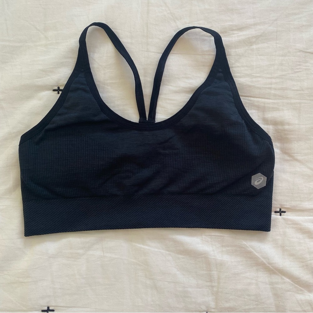 Asics Women Black Scoop Neck Racerback Keyhole Comfort Fit Activewear Sports Bra